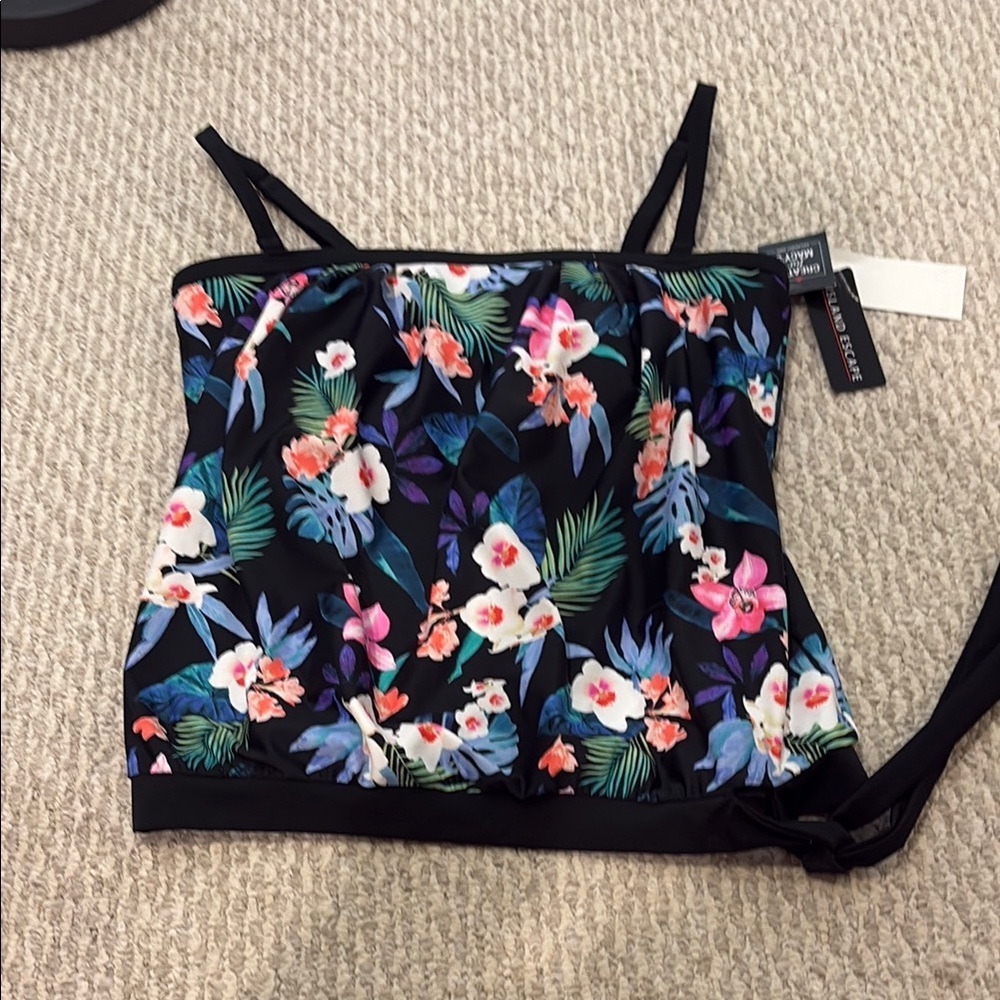 Floral Black Women's Top island escape